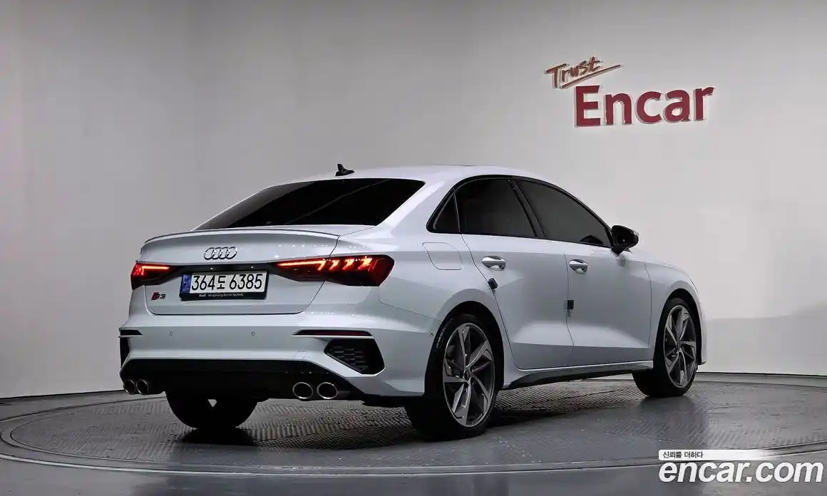 Audi S3 2023 2.0 Автомат в Москве № 208730, фото 3