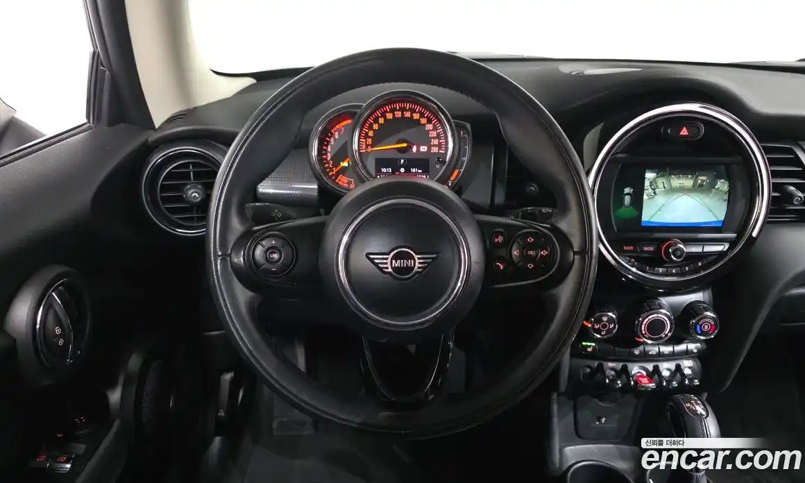 Mini Cooper 2019 1.5 Автомат в Москве № 209609, фото 12