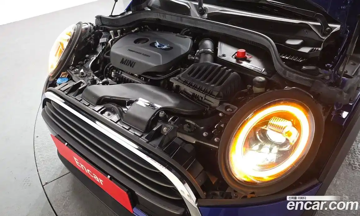 Mini Cooper 2019 1.5 Автомат в Москве № 209609, фото 18