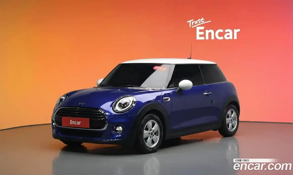 Mini Cooper 2019 1.5 Автомат в Москве № 209609, фото 9