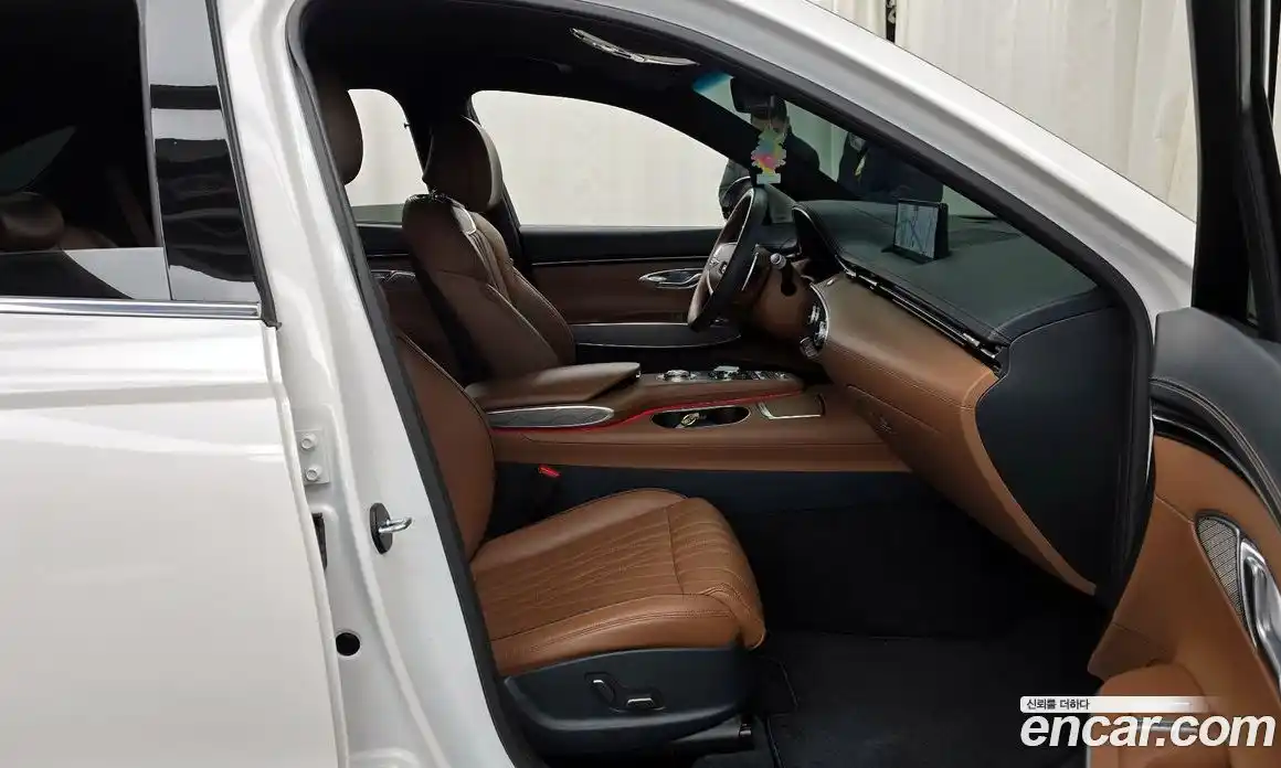 Genesis GV70 2022 2.5 Автомат в Москве № 21026, фото 14