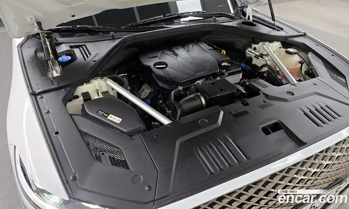 Genesis GV70 2022 2.5 Автомат в Москве № 21026, фото 3