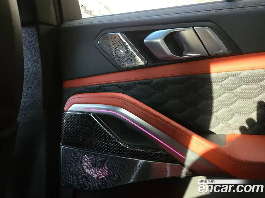 BMW X6M 2024 4.4 Автомат в Москве № 210423, фото 16