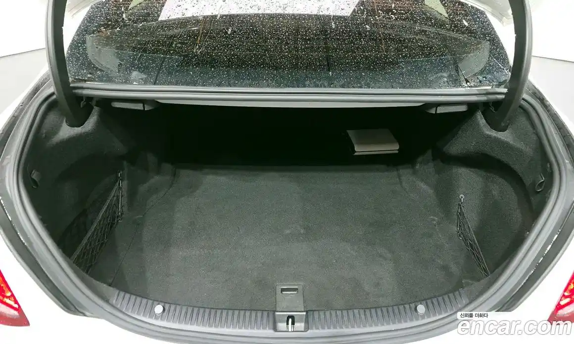 Mercedes-Benz C-Class 2017 2.0 Автомат в Москве № 212115, фото 3