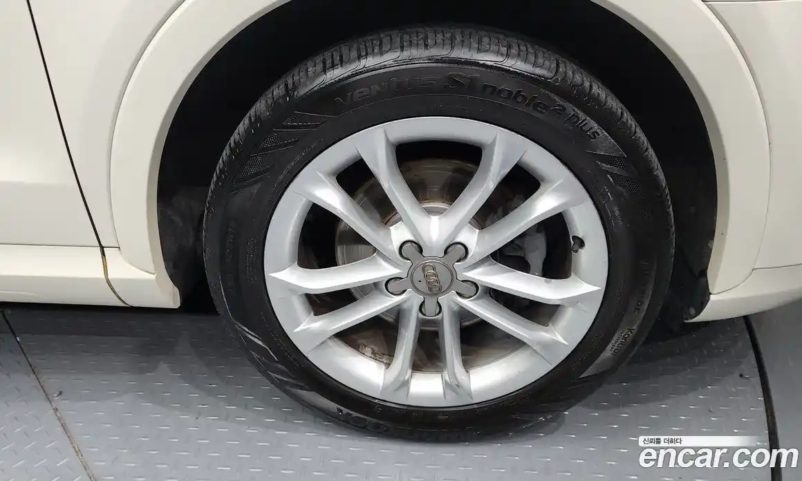 Audi Q3 2014 2.0 Автомат в Москве № 212626, фото 12