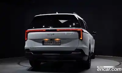 Kia Canival, 2025