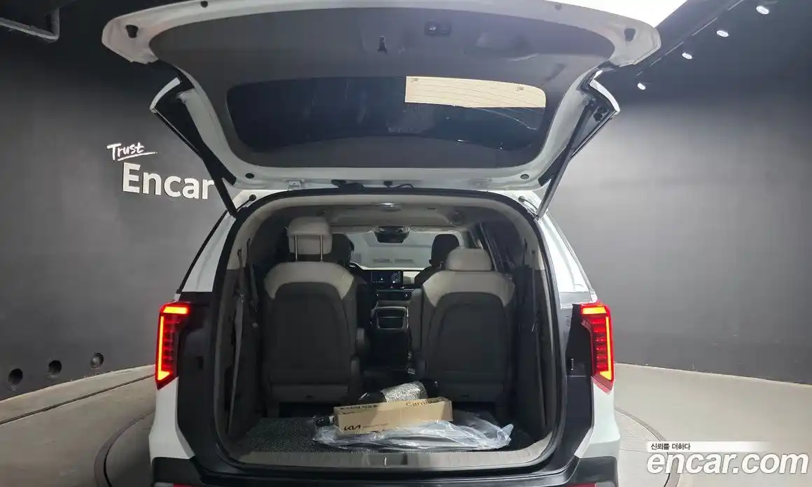 Kia Canival 2025 3.5 Автомат в Москве № 21274, фото 19