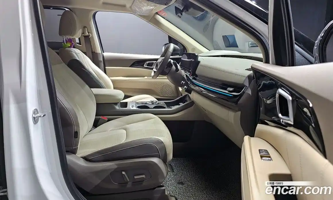 Kia Canival 2025 3.5 Автомат в Москве № 21274, фото 9