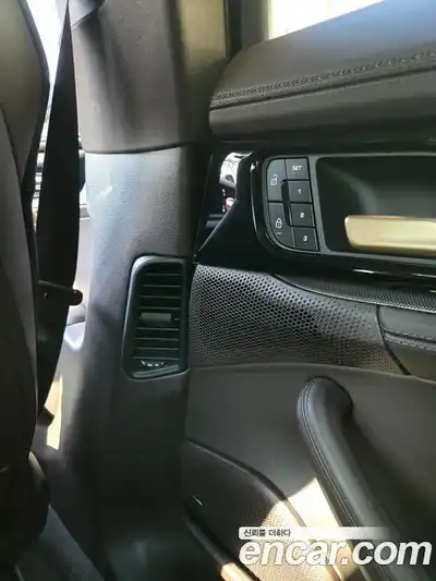 Porsche Panamera 2025 2.9 Автомат в Москве № 212993, миниатюра 12