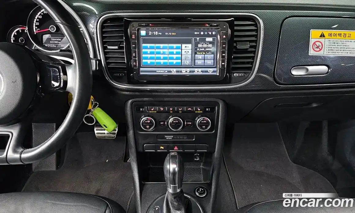 Volkswagen Beatle 2014 2.0 Автомат в Москве № 213167, фото 4