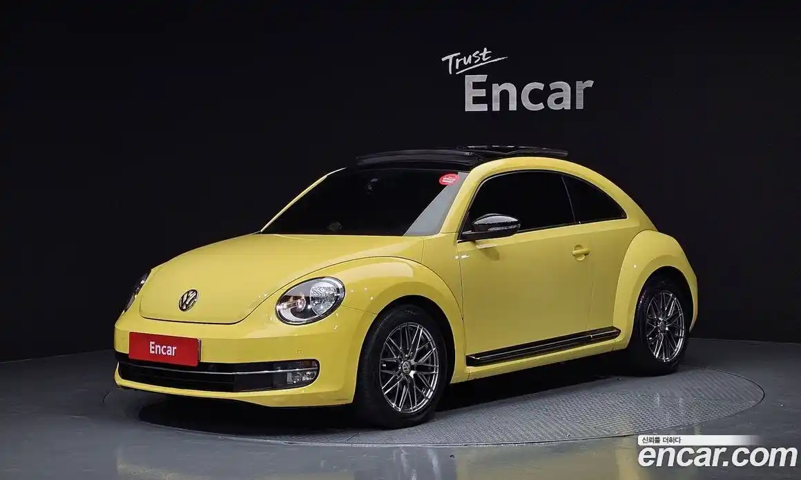 Volkswagen Beatle 2014 2.0 Автомат в Москве № 213167, фото 8