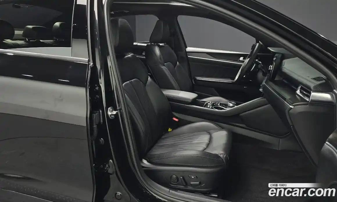 Kia K5 2023 1.6 Автомат в Москве № 21324, фото 10