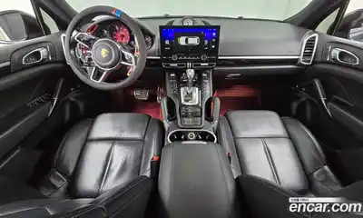 Porsche Cayenne, 2015