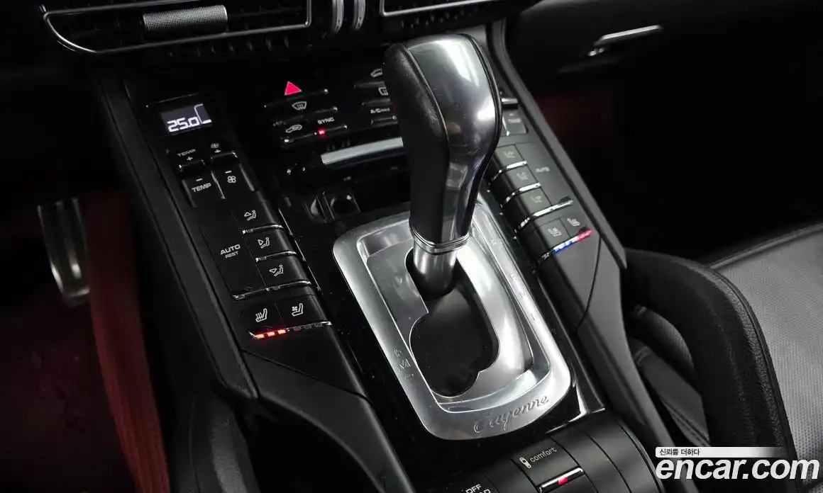 Porsche Cayenne 2015 3.0 Автомат в Москве № 213270, фото 13