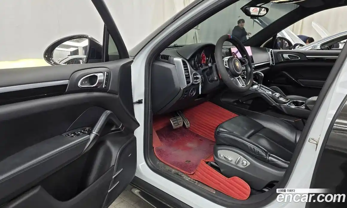 Porsche Cayenne 2015 3.0 Автомат в Москве № 213270, фото 17