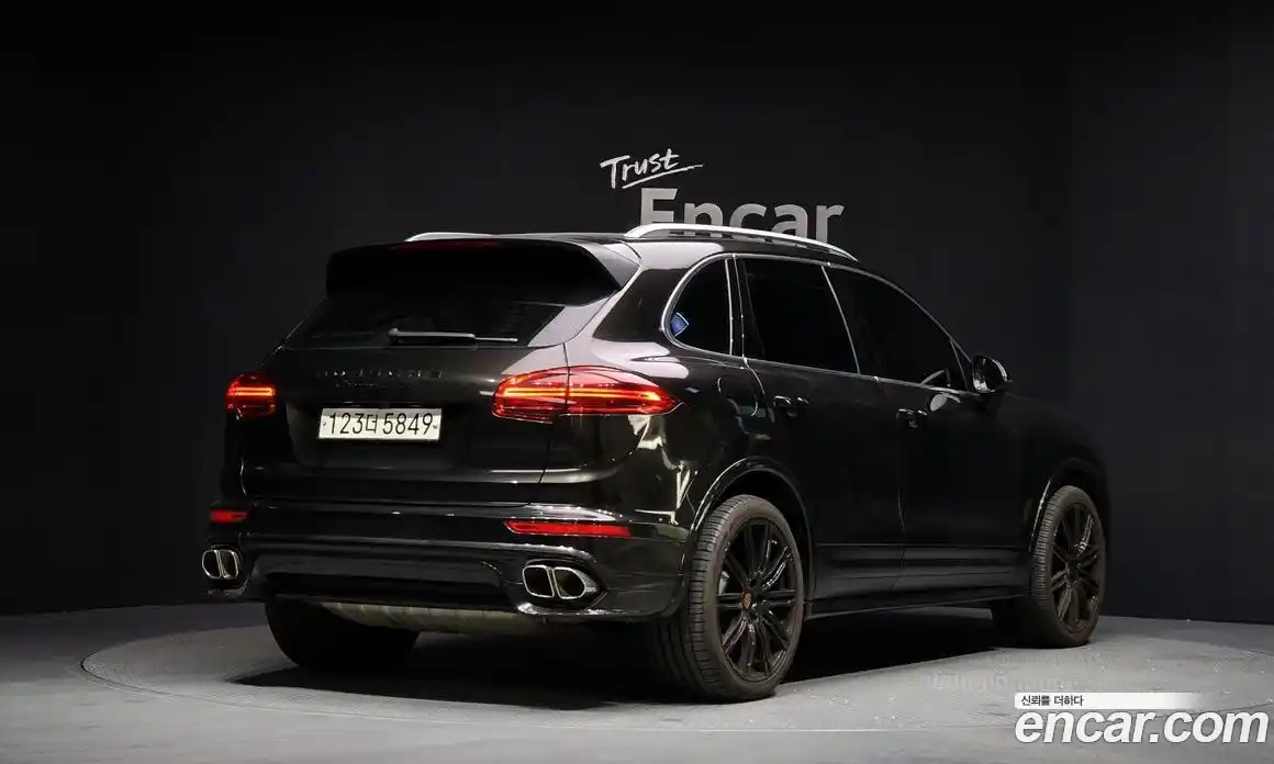 Porsche Cayenne 2015 3.0 Автомат в Москве № 213270, фото 8