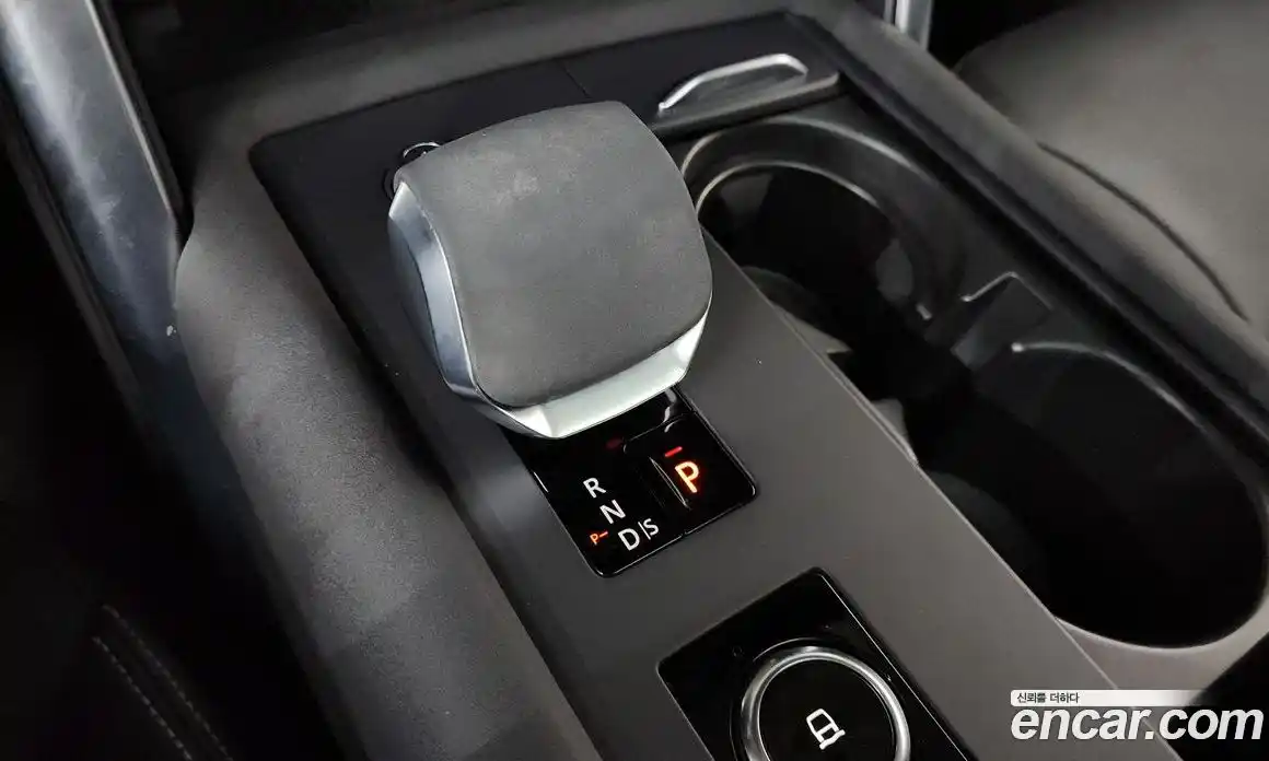 Land Rover Discovery 2023 3.0 Автомат в Москве № 213330, фото 9