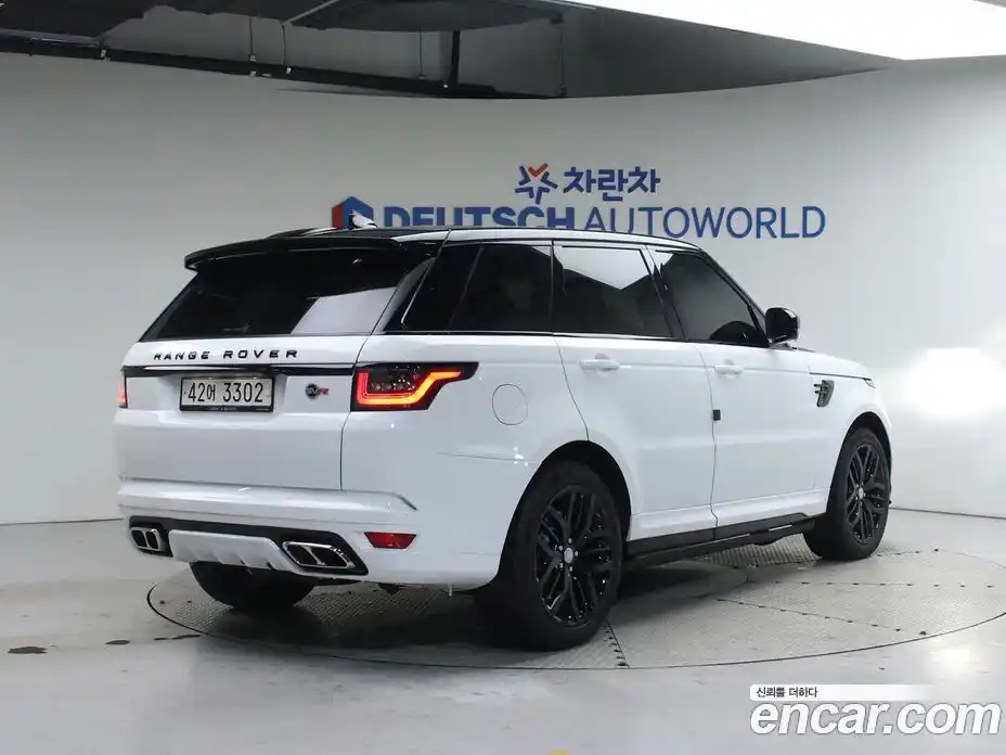 Land Rover Range-Rover Sport 2017 5.0 Автомат в Москве № 213360, фото 3