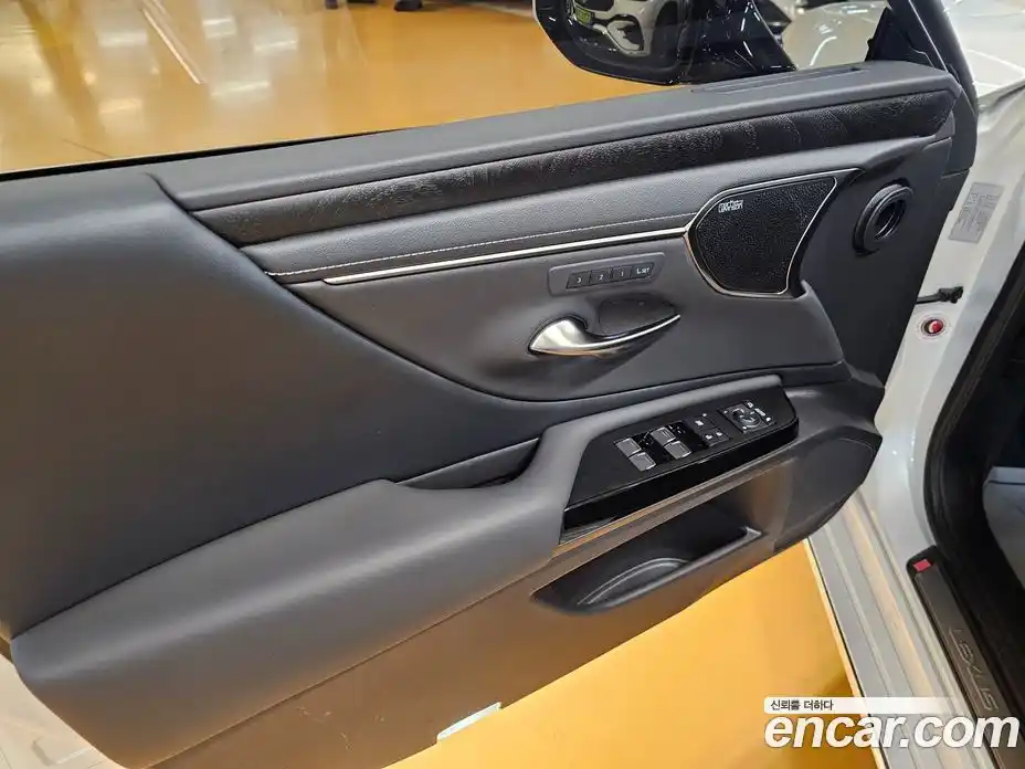 Lexus ES 2026 2.5 Вариатор в Москве № 214755, фото 17