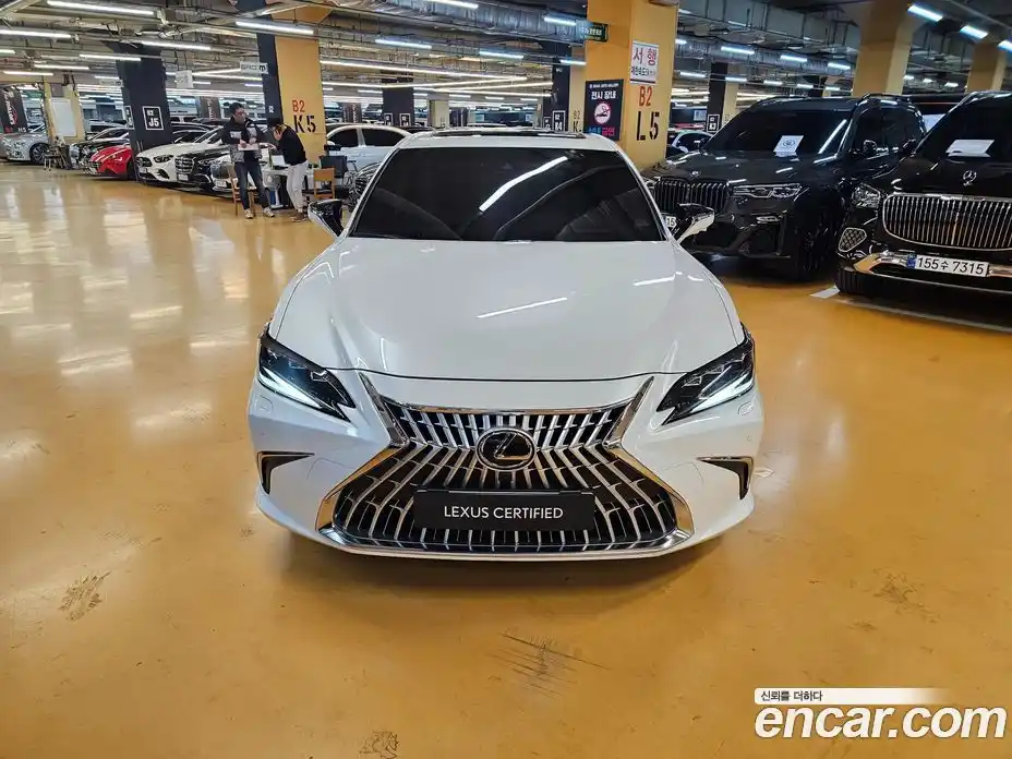 Lexus ES 2026 2.5 Вариатор в Москве № 214755, фото 3