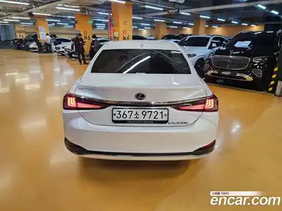 Lexus ES 2026 2.5 Вариатор в Москве № 214755, миниатюра 4