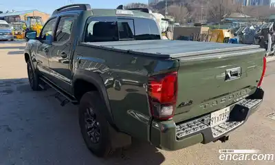 Toyota Tacoma 2021 3.5 Автомат в Москве № 215648, миниатюра 3