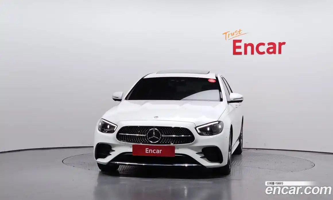 Mercedes-Benz E-Class 2023 2.0 Автомат в Москве № 218807, фото 4