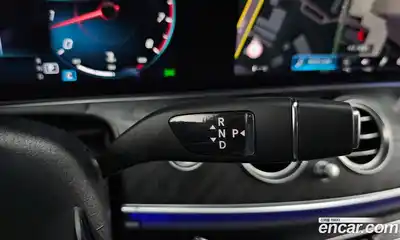 Mercedes-Benz E-Class 2023 2.0 Автомат в Москве № 218807, миниатюра 5