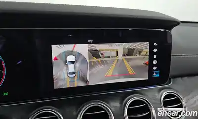 Mercedes-Benz E-Class 2023 2.0 Автомат в Москве № 218807, миниатюра 6