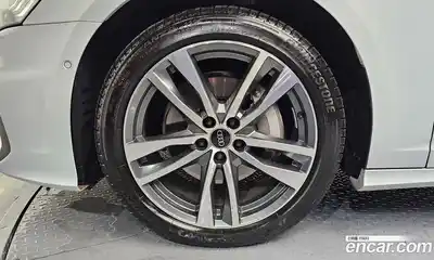 Audi A6 2023 2.0 Автомат в Москве № 220656, миниатюра 2