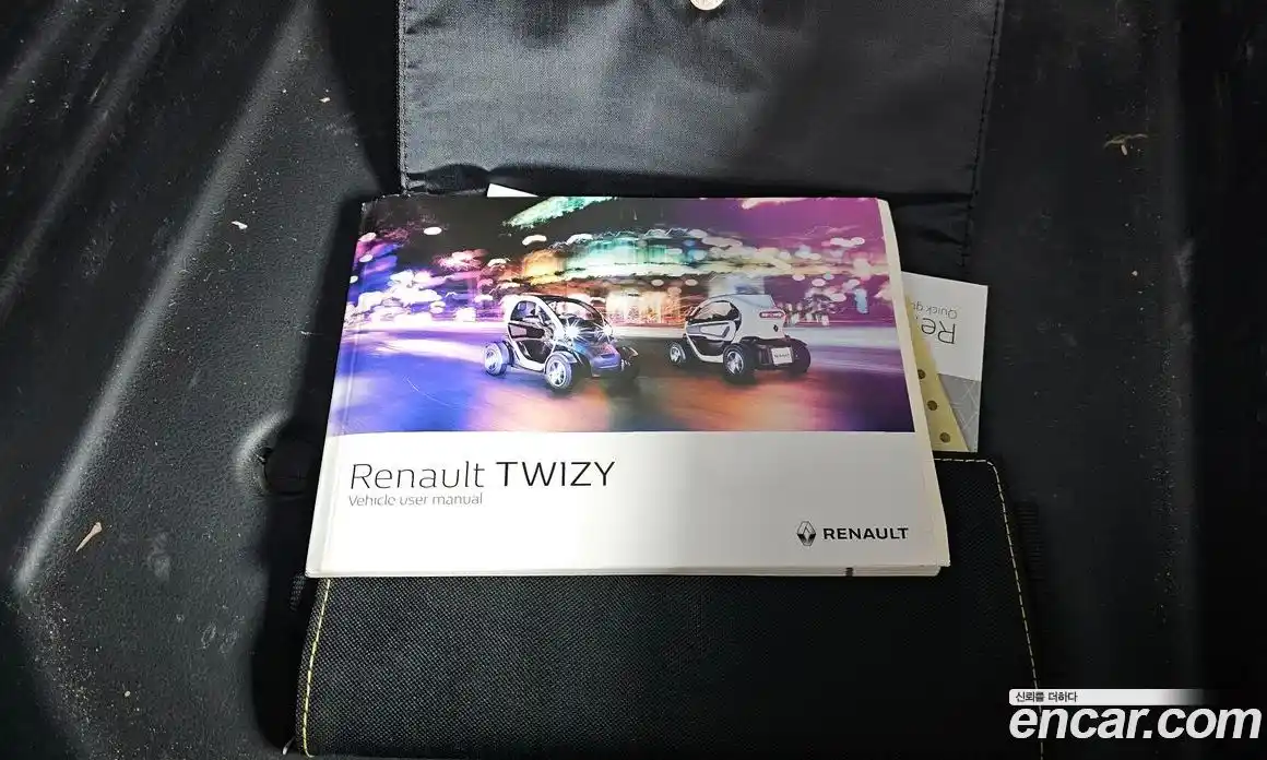 Renault Twizy 2019 0.1 Автомат в Москве № 220948, фото 12