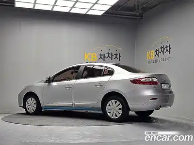 Renault SM3 2010 1.6 Автомат в Москве № 226058, миниатюра 3