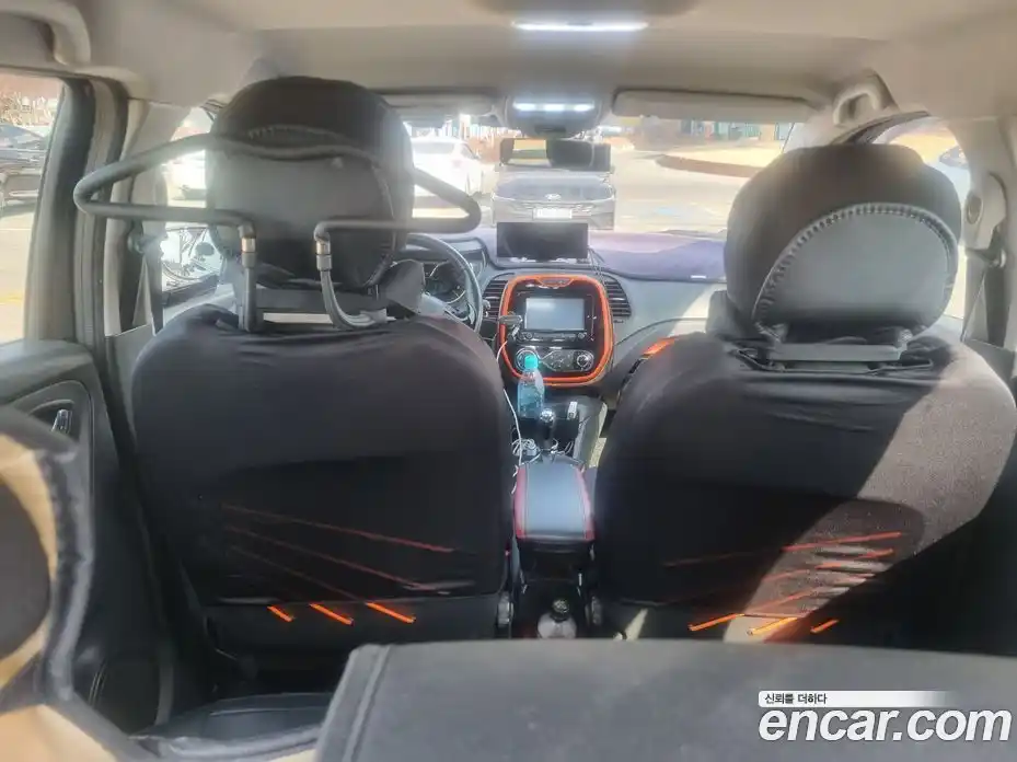 Renault QM3 2014 1.5 Автомат в Москве № 227492, фото 4