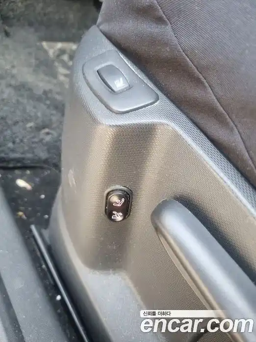 Renault QM3 2014 1.5 Автомат в Москве № 227492, фото 9