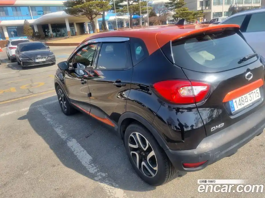 Renault QM3 2014 1.5 Автомат в Москве № 227492, фото 10