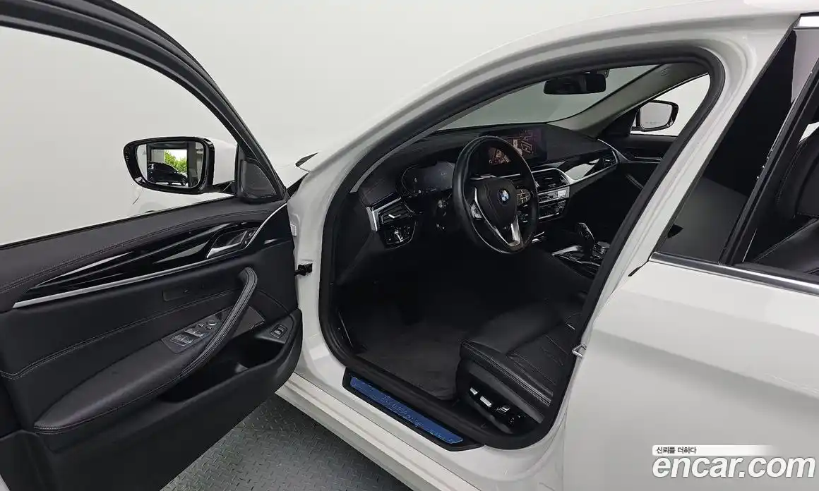 BMW 5-Series 2021 2.0 Автомат в Москве № 228908, фото 4