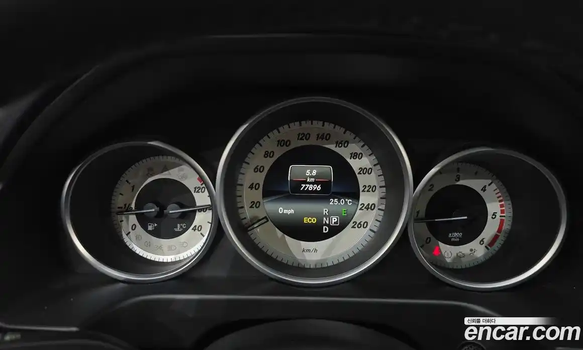 Mercedes-Benz E-Class 2016 2.1 Автомат в Москве № 229538, фото 7