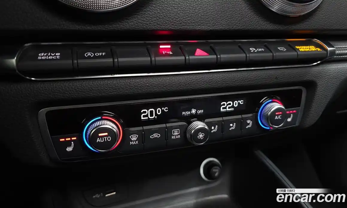 Audi A3 2018 2.0 Автомат в Москве № 229768, фото 18