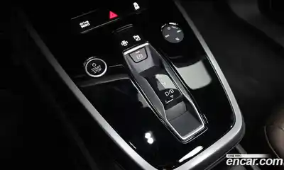 Audi Q4 e-tron 2022 0.2 Автомат в Москве № 230040, миниатюра 8