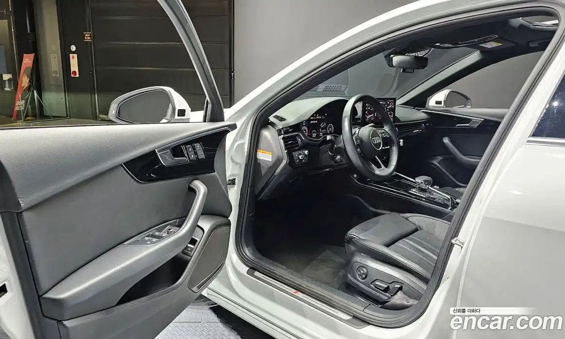 Audi A4 2020 2.0 Автомат в Москве № 230146, фото 12