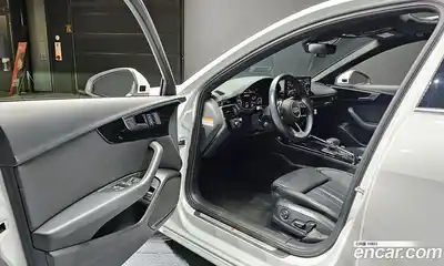 Audi A4 2020 2.0 Автомат в Москве № 230146, миниатюра 12