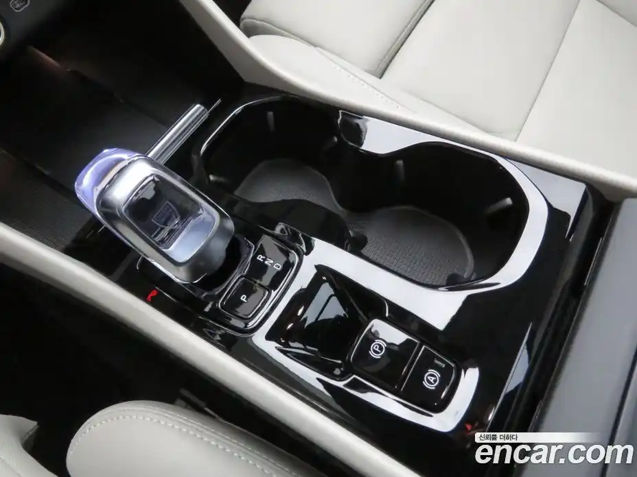 Volvo XC40 2025 2.0 Автомат в Москве № 230698, фото 15