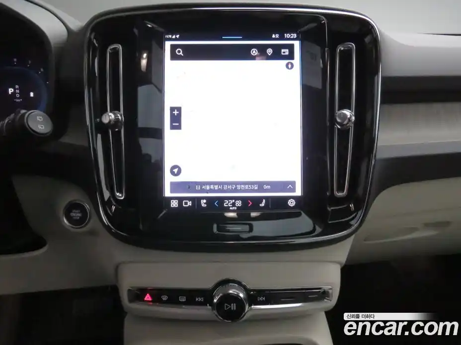 Volvo XC40 2025 2.0 Автомат в Москве № 230698, фото 16