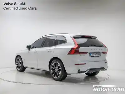 Volvo XC60 2026 2.0 Автомат в Москве № 230742, миниатюра 4