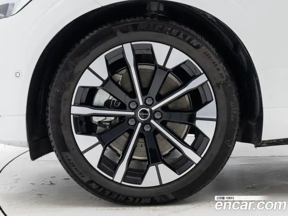 Volvo XC60 2026 2.0 Автомат в Москве № 230742, фото 5