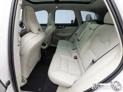 Volvo XC60 2026 2.0 Автомат в Москве № 230742, миниатюра 10
