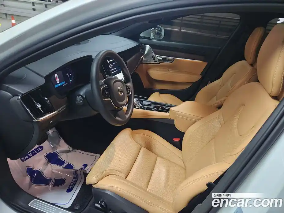 Volvo S90 2024 2.0 Автомат в Москве № 230838, фото 9