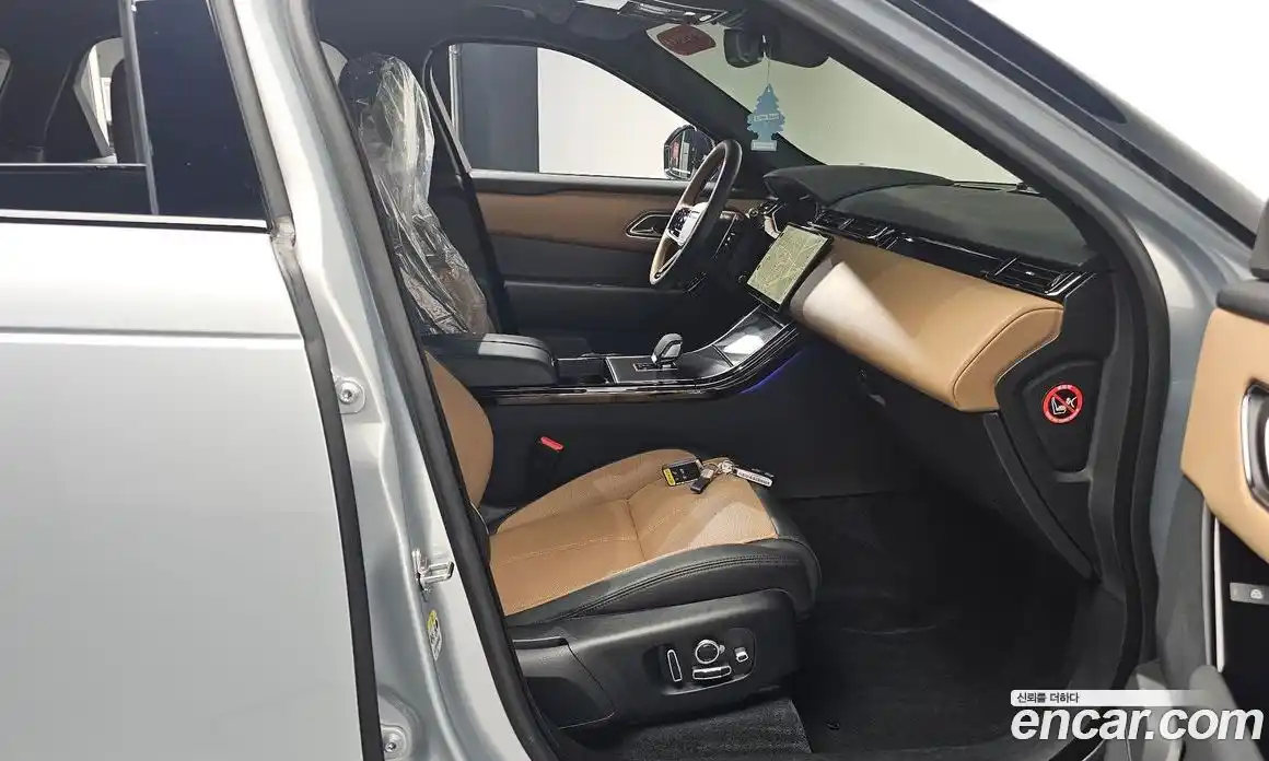 Land Rover Range-Rover Velar 2025 3.0 Автомат в Москве № 231181, фото 19