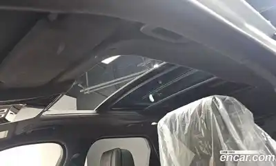 Land Rover Range-Rover Velar 2025 3.0 Автомат в Москве № 231181, миниатюра 9