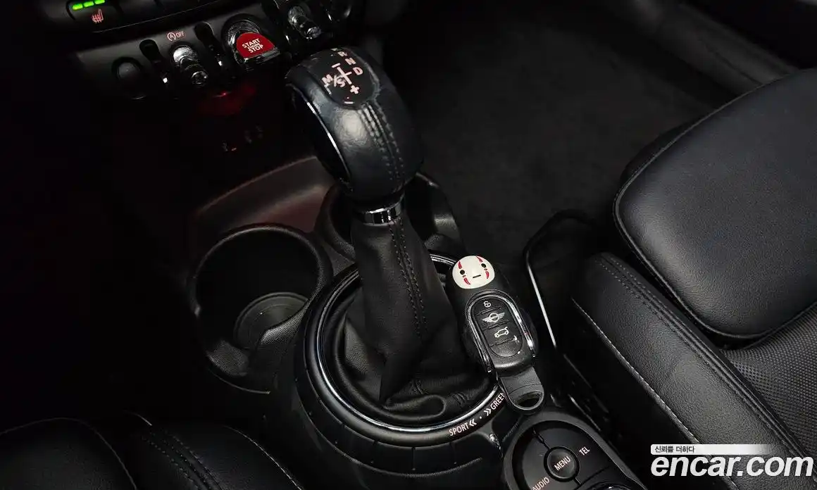 Mini Cooper 2015 1.5 Автомат в Москве № 231432, фото 17